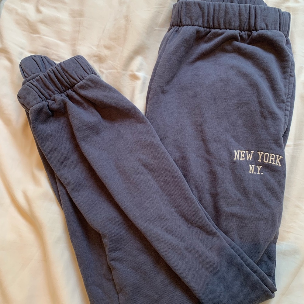 brandy melville navy new york sweatpants